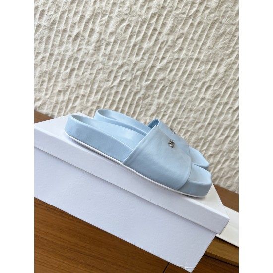 Maison Margiela Tabi Shoes