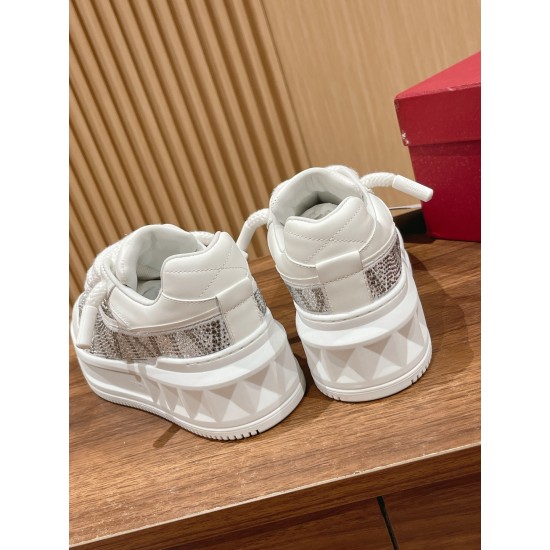 Valentino Sneakers