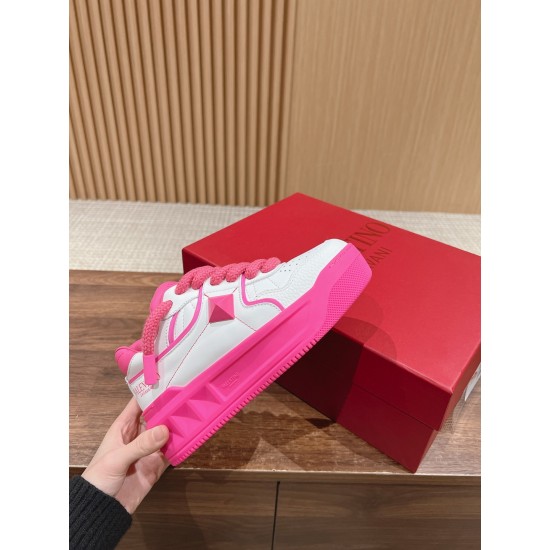 Valentino Sneakers