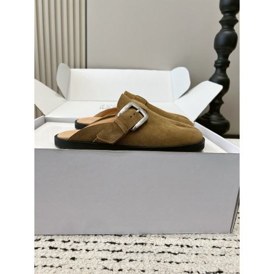 Maison Margiela Tabi Shoes