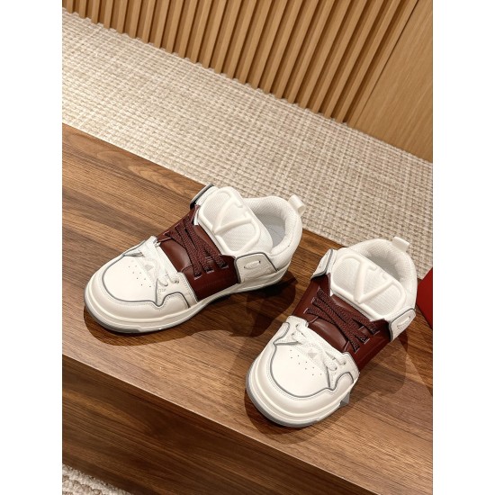 Valentino Sneakers