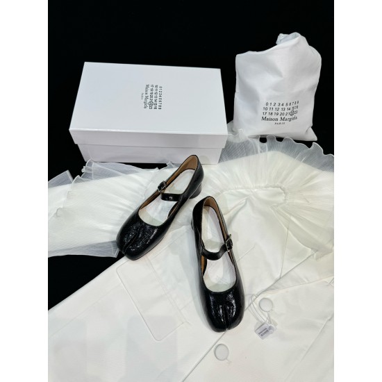 Maison Margiela Tabi Shoes