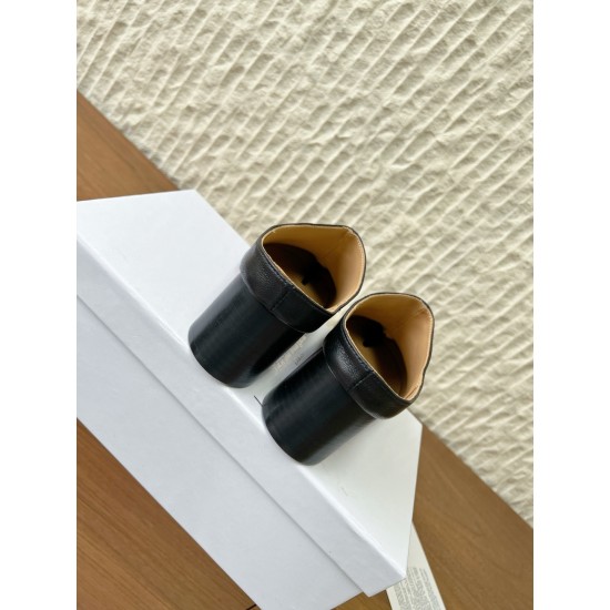Maison Margiela Tabi Shoes