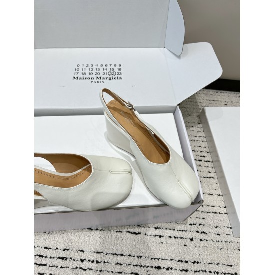 Maison Margiela Tabi Shoes