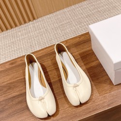 Maison Margiela Tabi Shoes