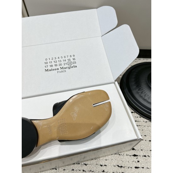 Maison Margiela Tabi Shoes
