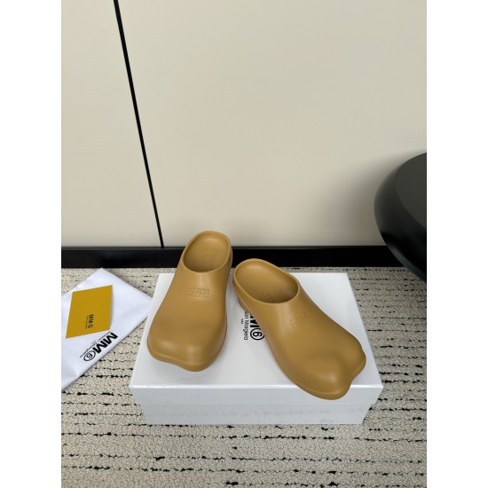 Maison Margiela Tabi Shoes