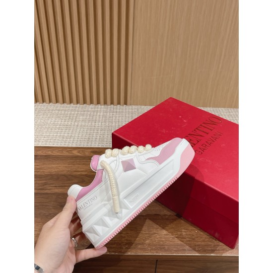 Valentino Sneakers