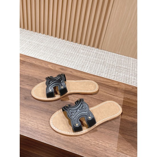 CELINE SLIPPERS