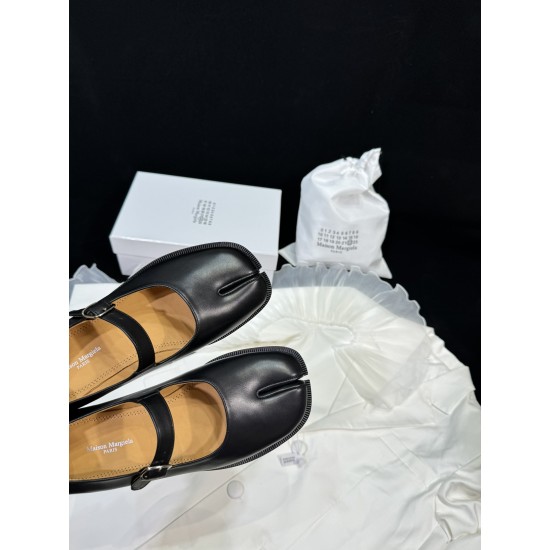 Maison Margiela Tabi Shoes
