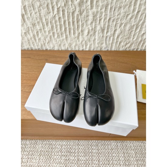 Maison Margiela Tabi Shoes