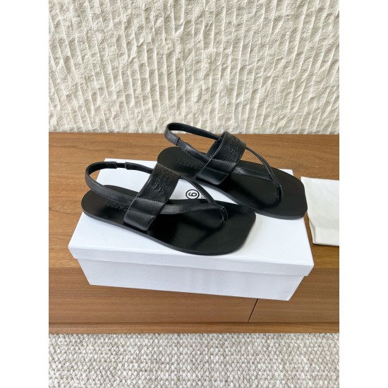 Maison Margiela Tabi Shoes