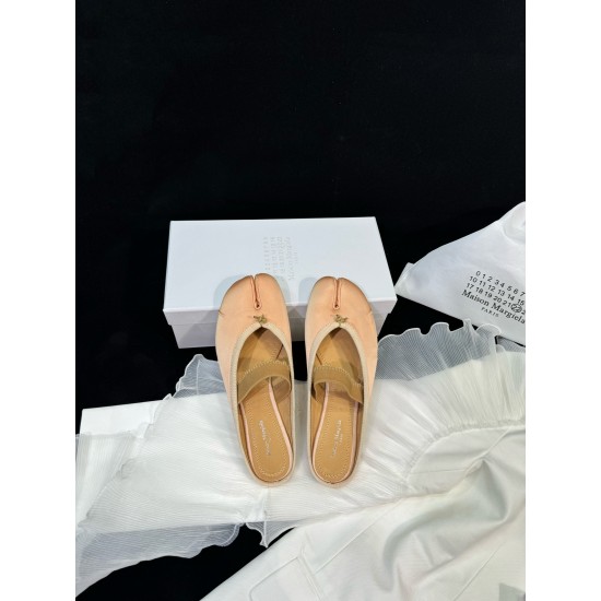 Maison Margiela Tabi Shoes