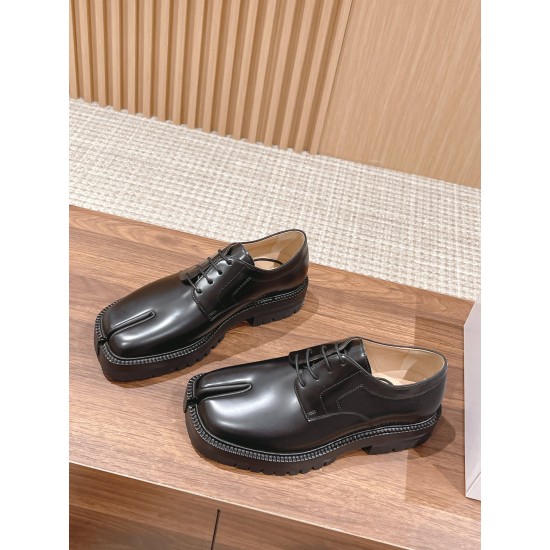 Maison Margiela Tabi Shoes