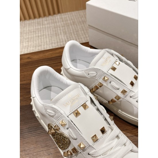 Valentino Sneakers