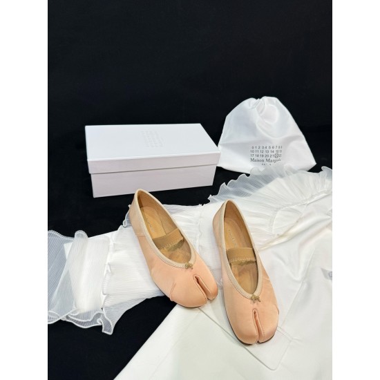 Maison Margiela Tabi Shoes
