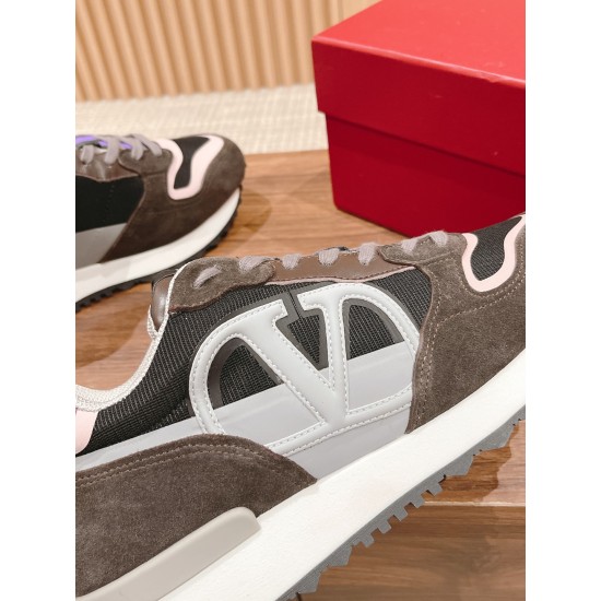 Valentino Sneakers