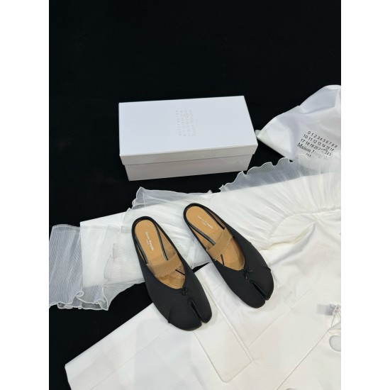 Maison Margiela Tabi Shoes