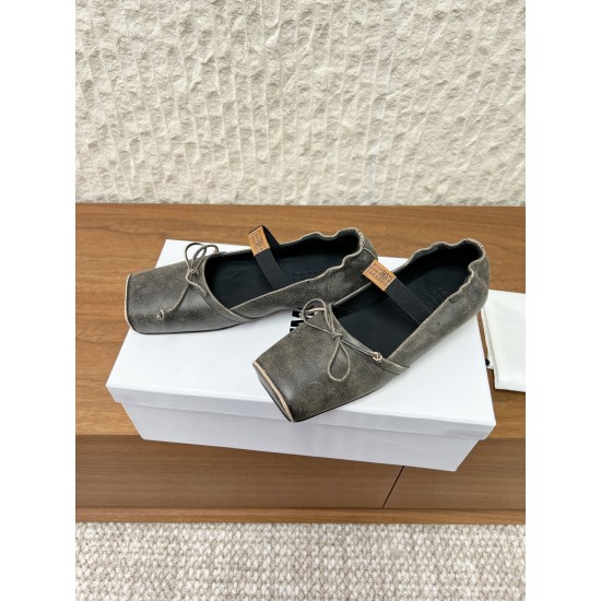 Maison Margiela Tabi Shoes