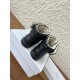 360（男码+10）G295 Maison Margiela 马吉拉 25ss秋冬新款马吉拉Future Sneaker复古 高帮 休闲鞋MM6作为这两年最受欢迎的鬼才设计师品牌设计简单、奢华的质感让你爱不释手  不想满大街撞款的可以看看这个品牌，比较小众却又是那么好搭配ins、小红书随处可见这个品牌的身影 ▪鞋面：采用原版进口牛皮▪内里垫脚：丝绸羊皮▪大底：原版定制防滑橡胶大底▪码数：35-44（女码40，男码45.46.47.48定做不退换）