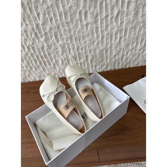 Maison Margiela Tabi Shoes