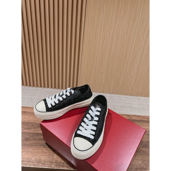 Valentino Sneakers