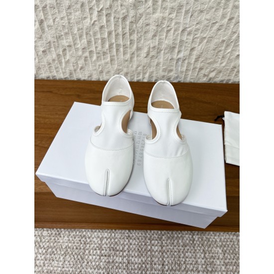 Maison Margiela Tabi Shoes