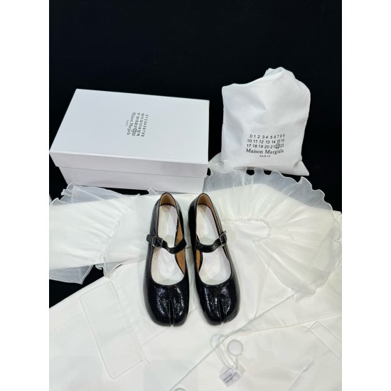 Maison Margiela Tabi Shoes