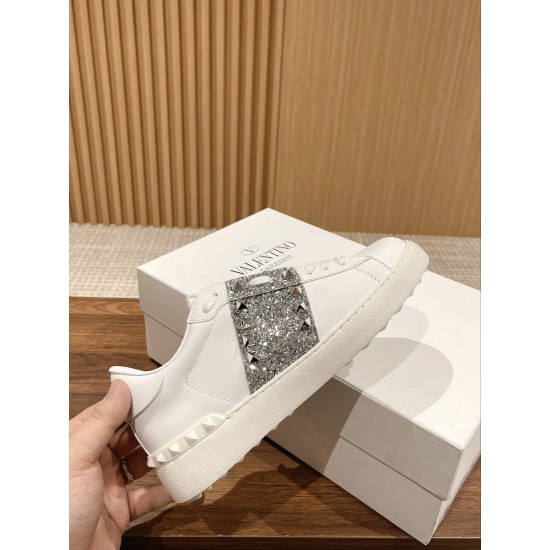 Valentino Sneakers