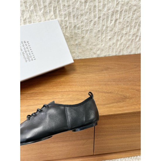 Maison Margiela Tabi Shoes