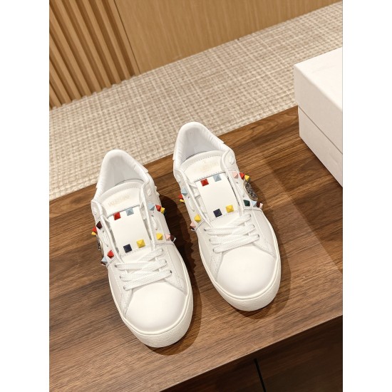 Valentino Sneakers