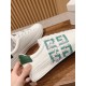 GIVENCHY Sneakers