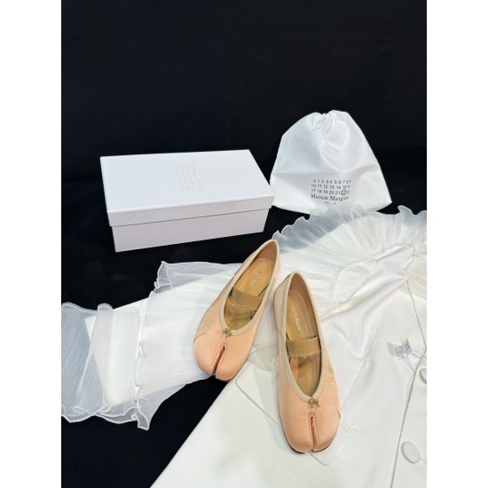 Maison Margiela Tabi Shoes
