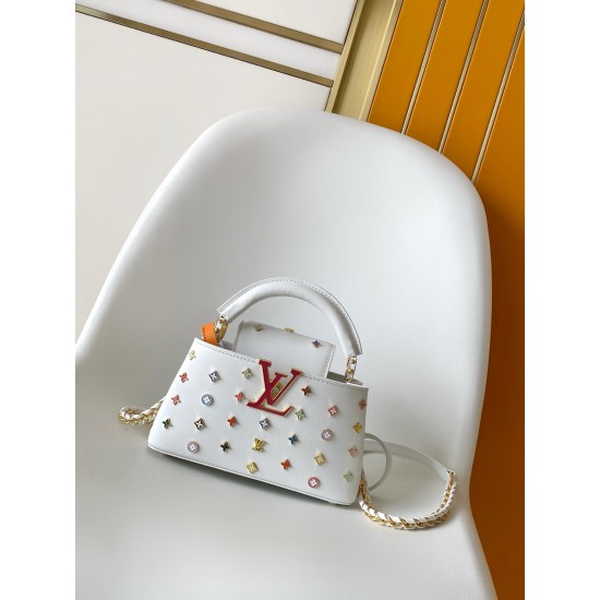 LV Capucines
