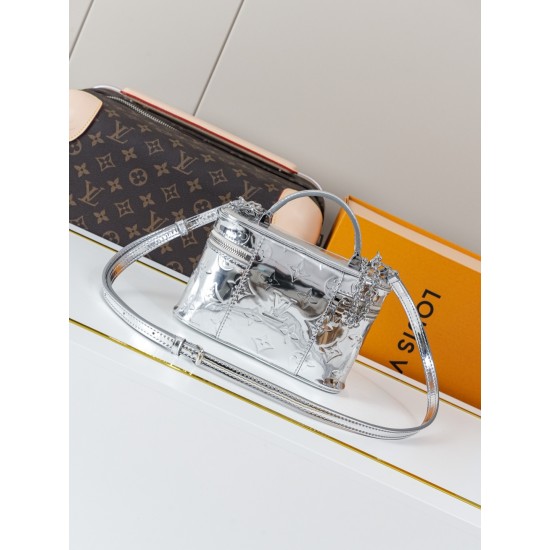 LV Pouch