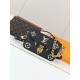 LV Pochette