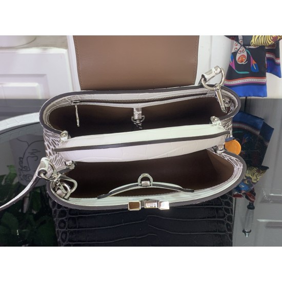 LV Capucines