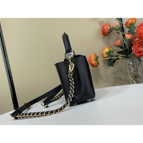 LV Capucines