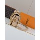 LV Pochette