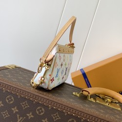 LV Pochette