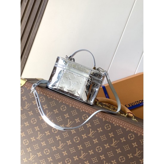 LV Pouch