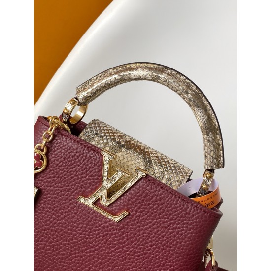 LV Capucines