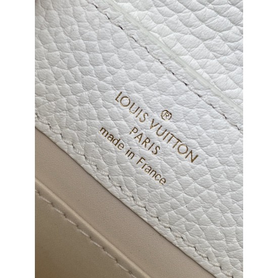LV Capucines
