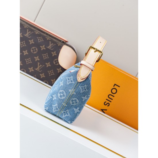 LV Pochette