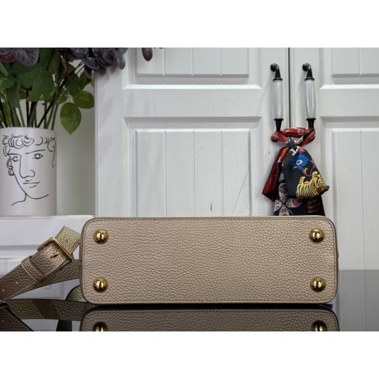 LV Capucines