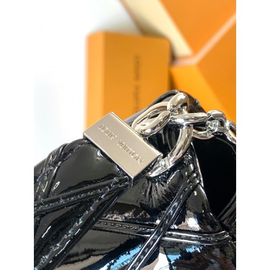 LV Twist