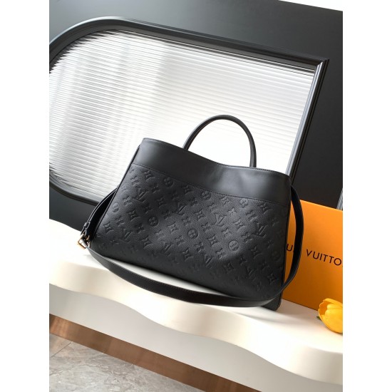 LV Montaigne