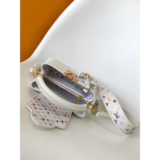 LV Capucines