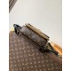 LV Pochette
