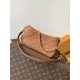 LV Pochette